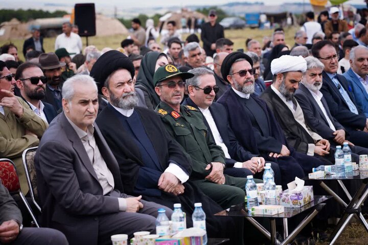 تصاویر/ جشنواره کوچ عشایر با محوریت بیعت با مقام معظم رهبری
