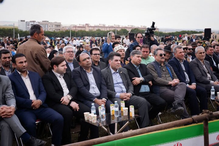 تصاویر/ جشنواره کوچ عشایر با محوریت بیعت با مقام معظم رهبری