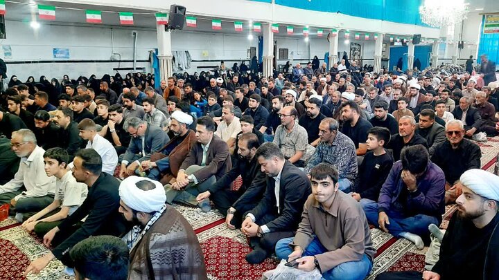 تصاویر/ بزرگداشت سوم خرداد سالروز آزادسازی خرمشهر و یادواره شهدای گرانقدر جنگ ۱۲روزه و رمضان در شاهین دژ