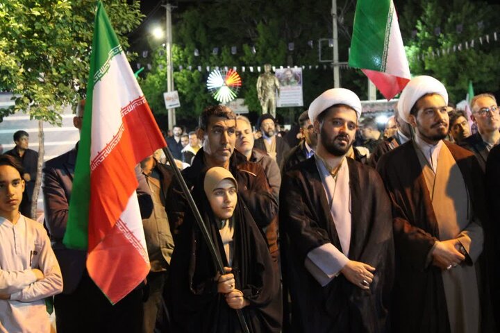 تصاویر/ ایستگاه۸۴  در باروق ظهور تبلور استقامت و پایداری مردم انقلابی در حماسه خیابان