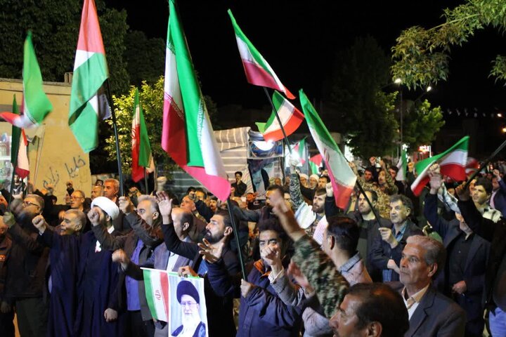 تصاویر/ ایستگاه۸۴  در باروق ظهور تبلور استقامت و پایداری مردم انقلابی در حماسه خیابان