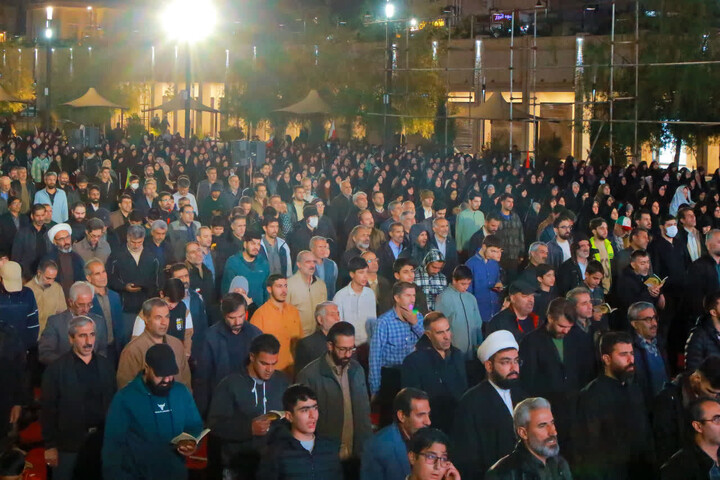 تصاویر/ اقامه نماز استغاثه در زنجان