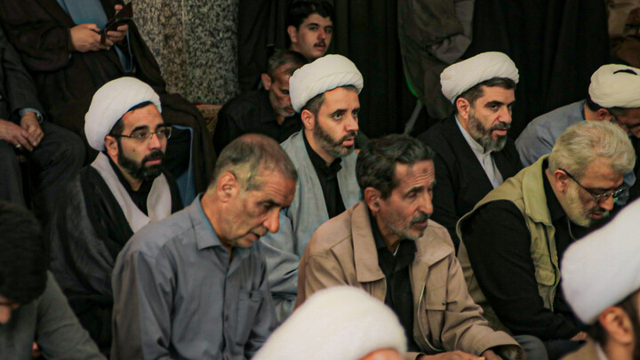 تصاویر/مراسم شهادت امام باقر(ع) همراه با بزرگداشت حجت‌الاسلام بیات برگزار می‌شود