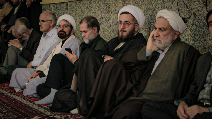 تصاویر/مراسم شهادت امام باقر(ع) همراه با بزرگداشت حجت‌الاسلام بیات برگزار می‌شود