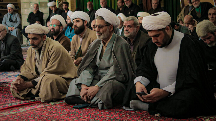 تصاویر/مراسم شهادت امام باقر(ع) همراه با بزرگداشت حجت‌الاسلام بیات برگزار می‌شود