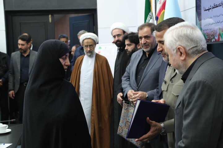 تصاویر/ رونمایی از الواح ثبت شده آثار ملموس و ناملموس جنگ تحمیلی رمضان