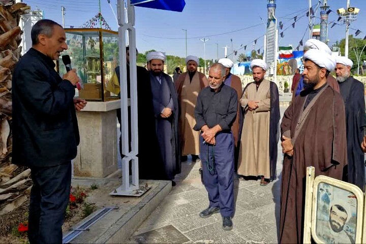 تصاویر/ تجدید بیعت طلاب و روحانیون حوزه علمیه اصفهان با شهدا