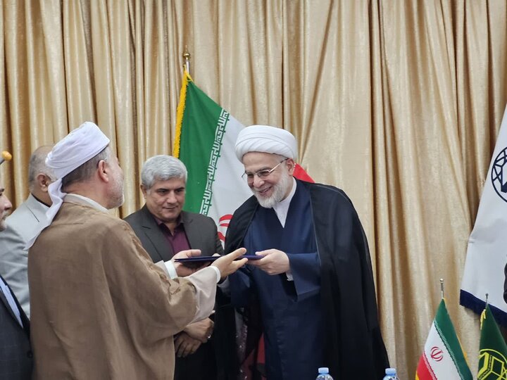 تصاویر/نشست شورای راهبری دانشگاه مذاهب اسلامی (شعبه کردستان) با حضور ریاست عالی دانشگاه