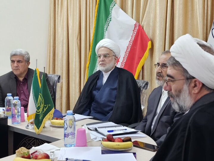 تصاویر/نشست شورای راهبری دانشگاه مذاهب اسلامی (شعبه کردستان) با حضور ریاست عالی دانشگاه