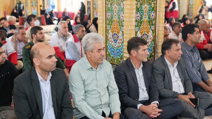 تصاویر/ آئین گلباران گلزار شهدا که به مناسبت سوم خرداد مصادف با سالروز آزادسازی خرمشهر