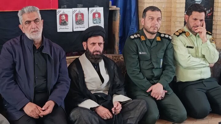 تصاویر/ آئین گلباران گلزار شهدا که به مناسبت سوم خرداد مصادف با سالروز آزادسازی خرمشهر