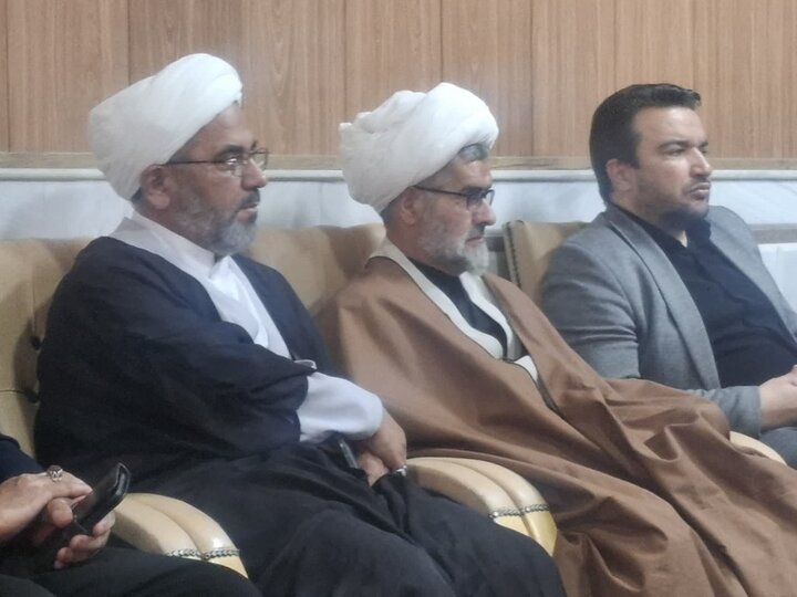 تصاویر/دیدار اعضای کانون بسیج وکلاء شهرستان با امام جمعه آران وبیدگل