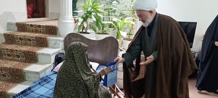 تصاویر/ دیدار مسؤولان شاهرود با خانواده شهدای بیت‌المقدس در سالروز فتح خرمشهر