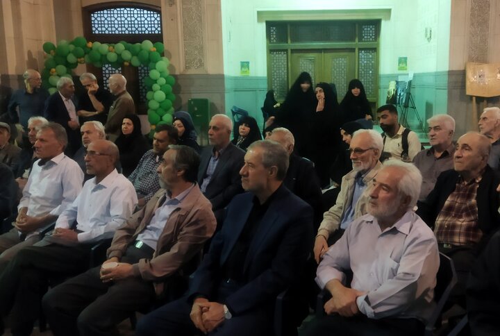 تصاویر/ نشست بصیرتی مدرسه علمیه مشکات در مسجد جامع شهرک غرب تهران