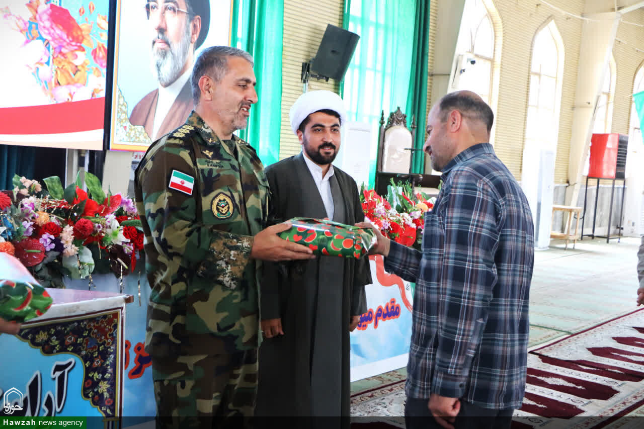 پیشکسوتان و فعالان فرهنگی، افسران خط‌مقدم جنگ نرم در ارتش ولایی هستند