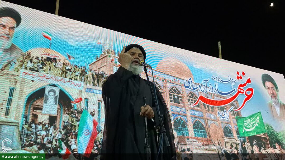 ایستادگی ملت ایران در برابر استکبار جهانی ناشی از تربیت امامین انقلاب است