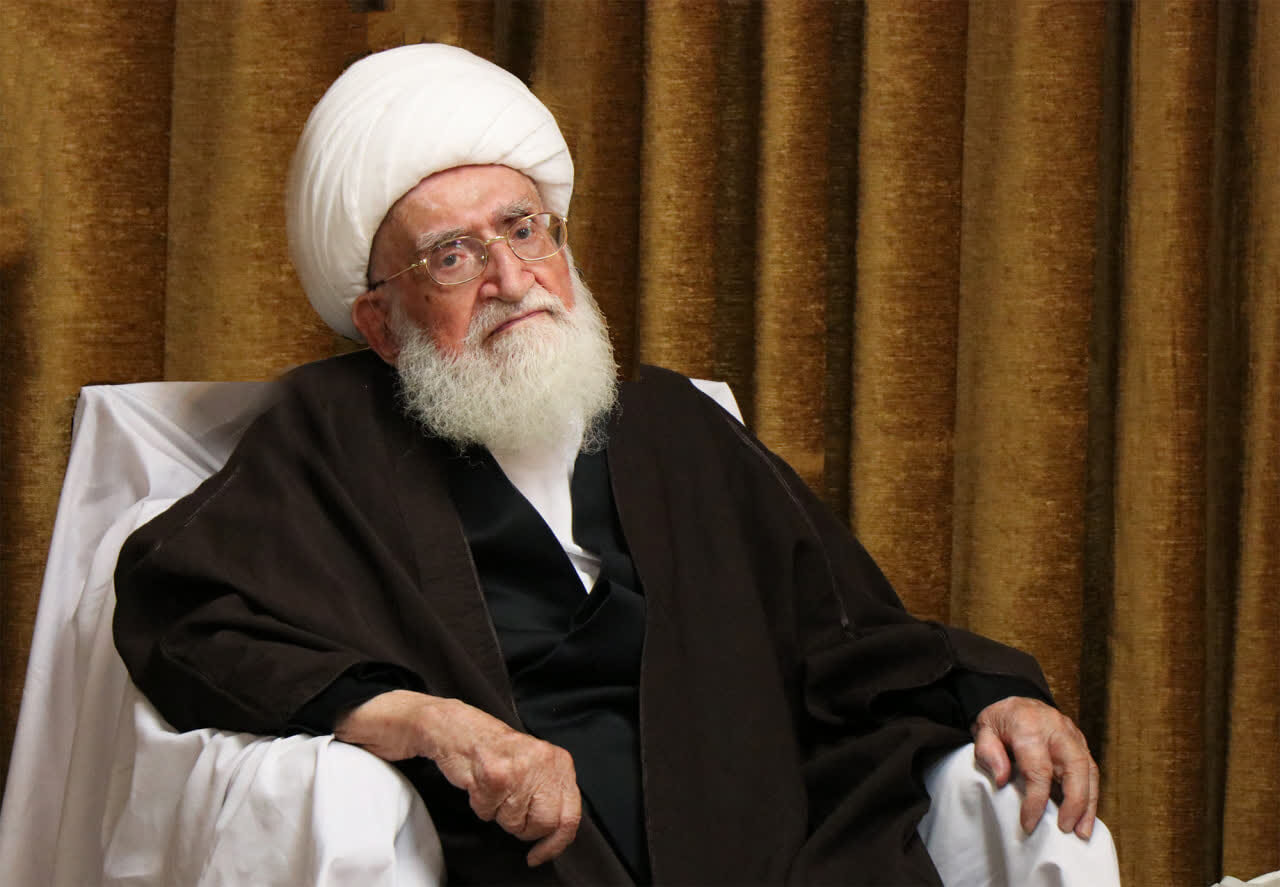 تصاویر + برگزاری مراسم سوگواری شهادت   امام محمد باقر (ع) با حضور حضرت آیت الله العظمی نوری همدانی