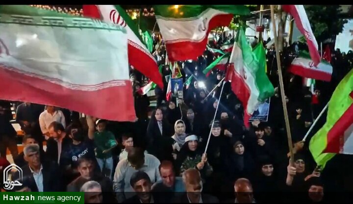 فیلم| اهتزاز پرچم ایران در هشتاد و پنجمین شب حماسه خیابان در الشتر