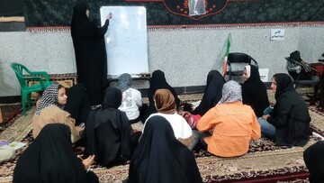 بهره‌مندی ۲هزار دانش آموز با اجرای طرح «مدرسه‌ حرم» در آران و بیدگل رضوی