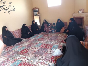 بررسی منشور حرکت گام دوم انقلاب در نشست اساتید مدرسه علمیه معصومیه یزد
