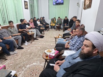 تصاویر/ نشست استعداد سنجی دانش آموزان مستعد ورود به حوزه علمیه در تالش
