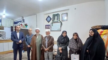 تصاویر/ دیدار با مادر شهید " غلامرضا خسروجردی" و همسر شهید "نعمت اله رجبی"