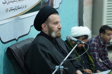 نقش مساجد در تربیت نیروهای انقلابی بی‌بدیلی است