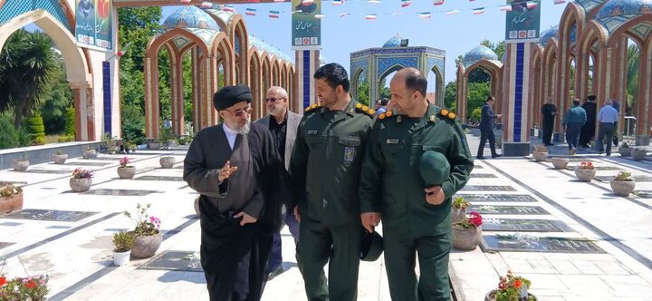 تصاویر/ بزرگداشت شهادت جانباز دفاع مقدس، با حضور امام جمعه شهرستان تنکابن