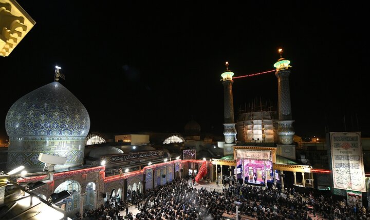 تصاویر/ دومین شب آیین مسلمیه در حرم مطهر حضرت سیدالکریم(ع)