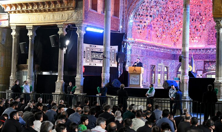 تصاویر/ دومین شب آیین مسلمیه در حرم مطهر حضرت سیدالکریم(ع)