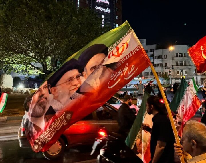 تصاویر/ هشتاد و پنجمین اجتماع اهالی مسجد حضرت علی بن موسی الرضا (ع) در دفاع از انقلاب و وطن