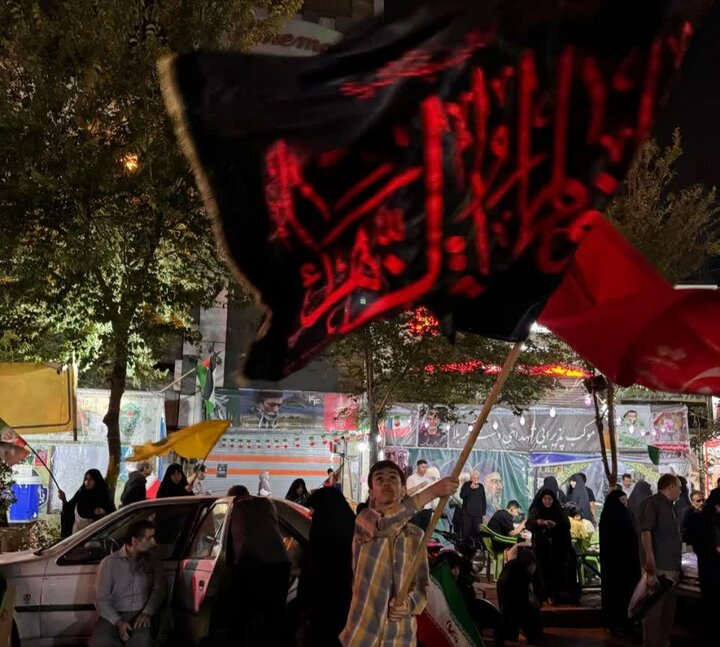 تصاویر/ هشتاد و پنجمین اجتماع اهالی مسجد حضرت علی بن موسی الرضا (ع) در دفاع از انقلاب و وطن