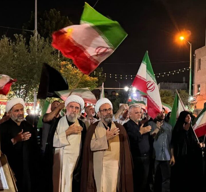 تصاویر/ هشتاد و پنجمین اجتماع اهالی مسجد حضرت علی بن موسی الرضا (ع) در دفاع از انقلاب و وطن