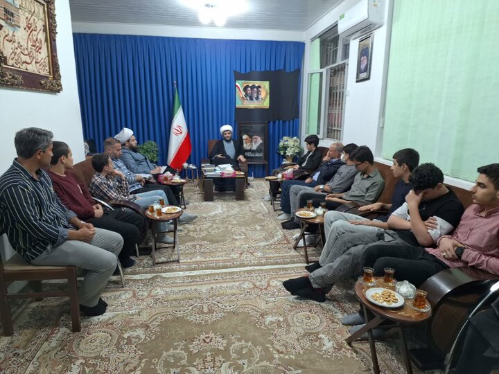 تصاویر/ نشست استعداد سنجی دانش آموزان مستعد ورود به حوزه علمیه در تالش