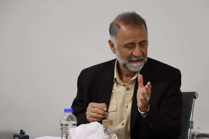 تصاویر/ برگزاری کرسی نقد با عنوان «فلسفه اسلامی؛ توهم یا واقعیت»