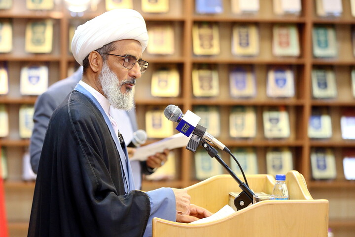 تصاویر/ مراسم تجلیل و تکریم از خانواده های شهدای روحانیت در جنگ رمضان توسط آستان مقدس امام حسین علیه السلام در استان قم