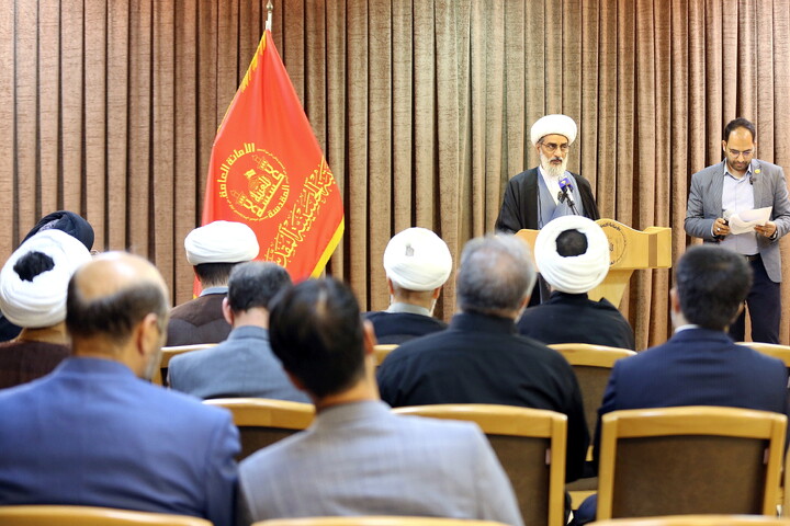 تصاویر/ مراسم تجلیل و تکریم از خانواده های شهدای روحانیت در جنگ رمضان توسط آستان مقدس امام حسین علیه السلام در استان قم