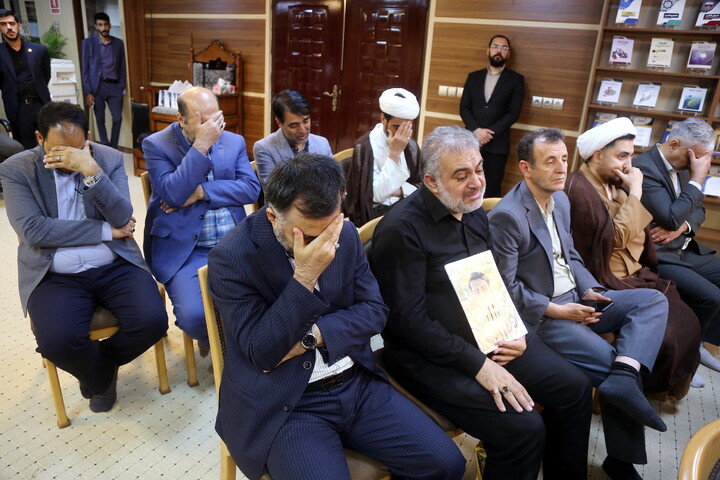 تصاویر/ مراسم تجلیل و تکریم از خانواده های شهدای روحانیت در جنگ رمضان توسط آستان مقدس امام حسین علیه السلام در استان قم