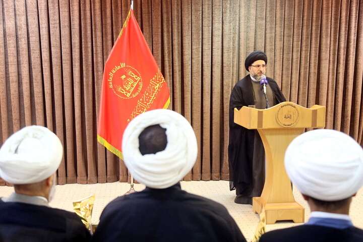 تصاویر/ مراسم تجلیل و تکریم از خانواده های شهدای روحانیت در جنگ رمضان توسط آستان مقدس امام حسین علیه السلام در استان قم