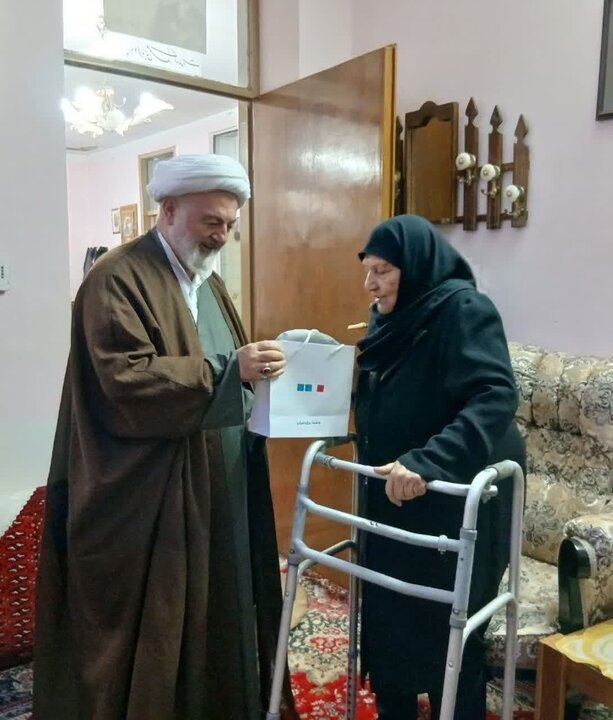 تصاویر/ دیدار با مادر شهید والامقام " غلامرضا خسروجردی" و همسر شهید والامقام "نعمت اله رجبی"