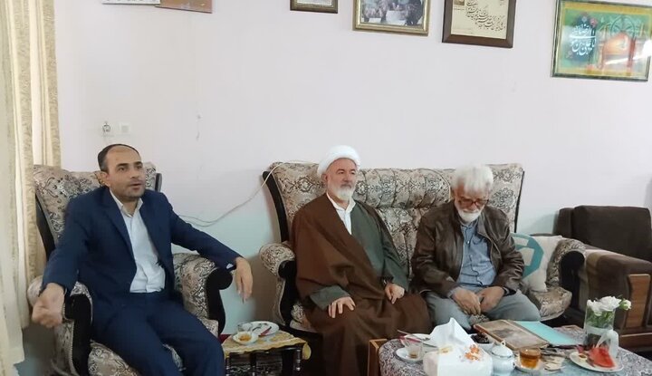تصاویر/ دیدار با مادر شهید والامقام " غلامرضا خسروجردی" و همسر شهید والامقام "نعمت اله رجبی"