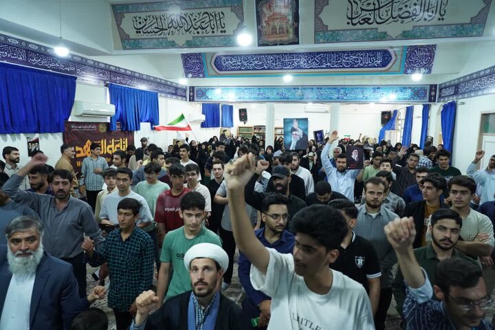 تصاویر/ تجدید بیعت اعضای کانون های فرهنگی هنری مساجد لرستان با امام امت