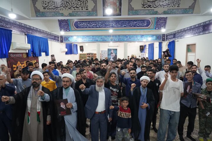تصاویر/ تجدید بیعت اعضای کانون های فرهنگی هنری مساجد لرستان با امام امت