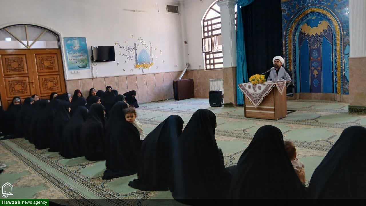 طلاب، مرجع فکری مردم در حفظ ارزش‌های انقلاب هستند