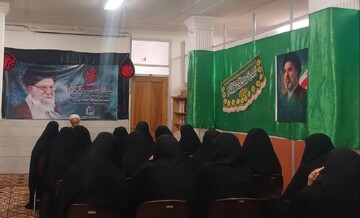 اساتید حوزوی سدی در برابر نفوذ یأس و ناامیدی در بدنه طلاب و جامعه هستند