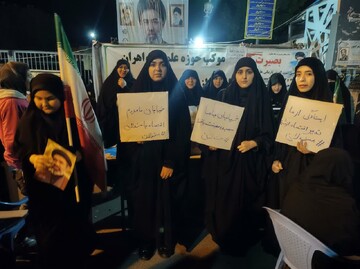 استقبال جوانان از «نقالی ولایت» در موکب مدرسه علمیه حضرت فاطمه الزهرا (س) هشترود + عکس