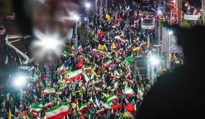 لحظات سرنوشت ساز جمهوری اسلامی ایران و مطالبه مردم در کف خیابان