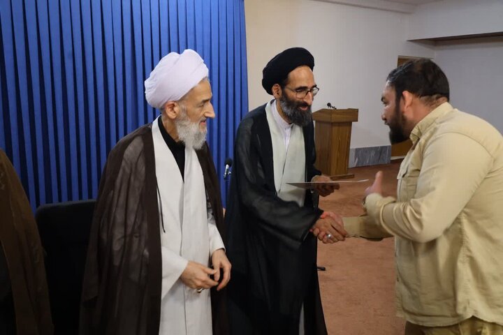 تصاویر/ نشست اعضای قرارگاه شهرستانی مساجد شهرستان ساری