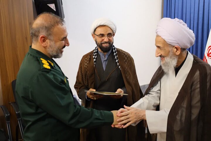 تصاویر/ نشست اعضای قرارگاه شهرستانی مساجد شهرستان ساری