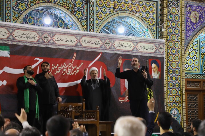 تجمع بزرگ مسلم دیگر تنها نخواهد ماند